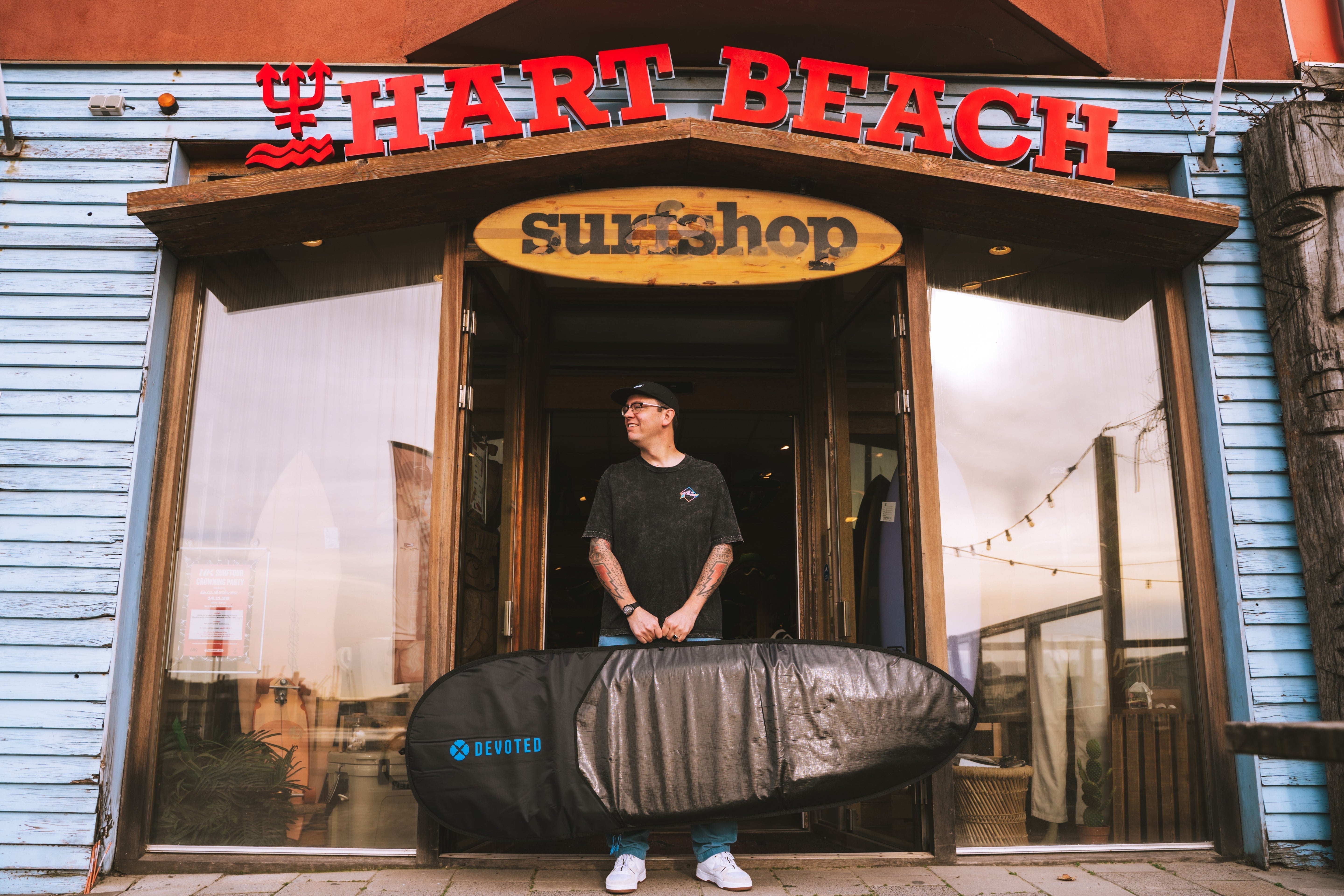 Surfshop medewerker haven
