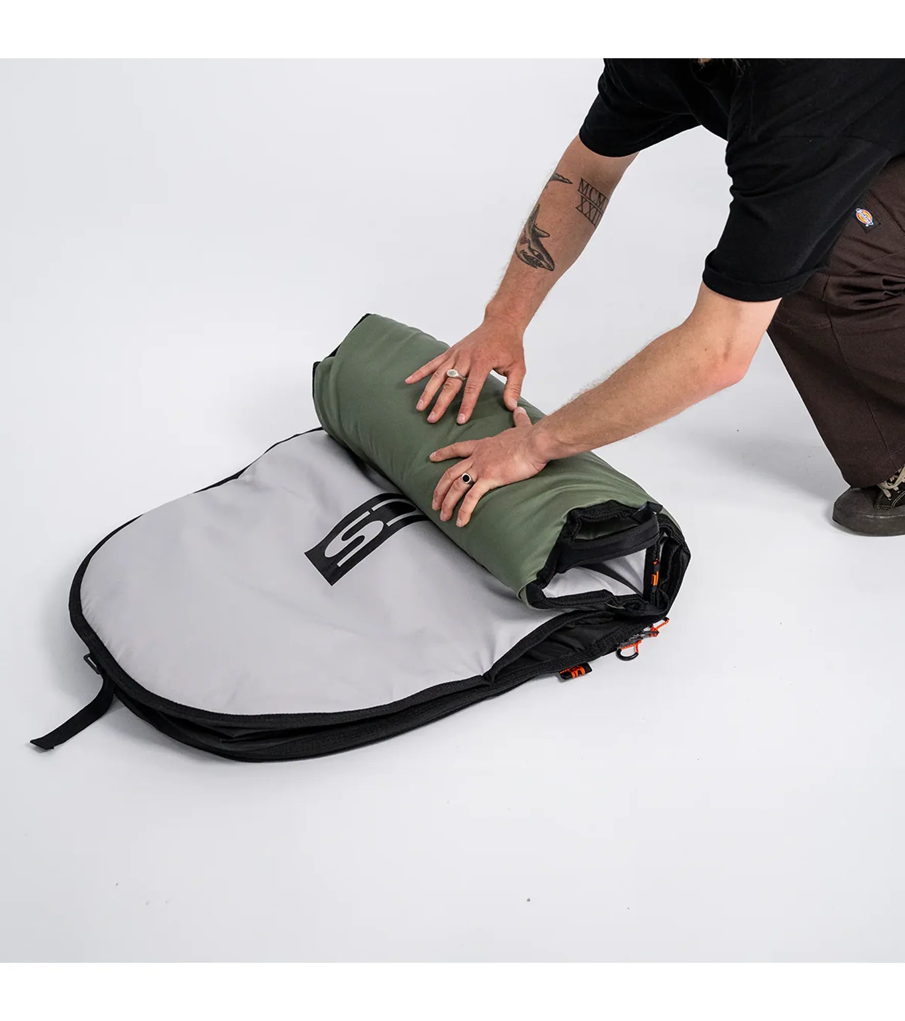 FCS Day Runner Mid-Length Board Bag GO-Light
