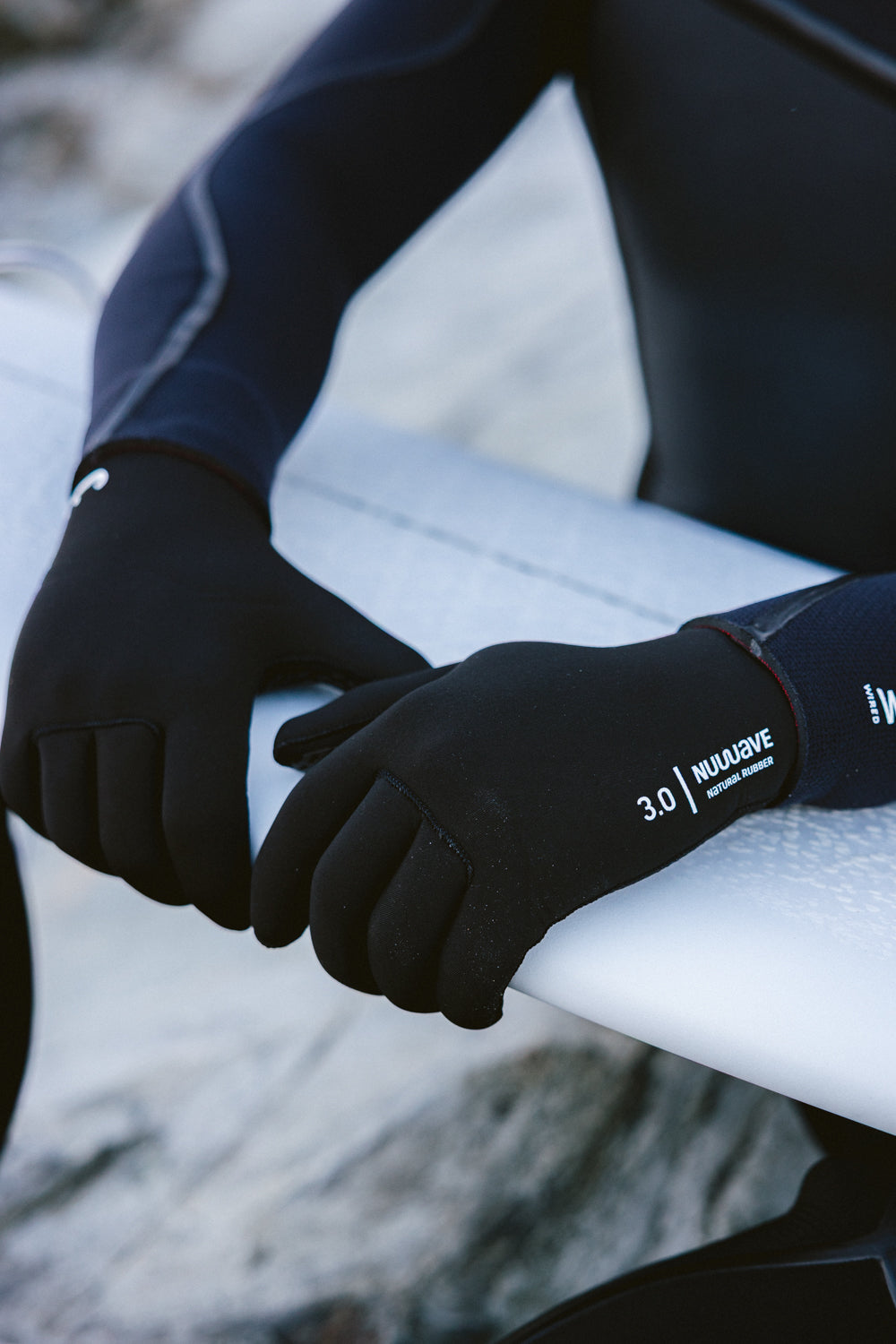 NuWave 3mm 5-finger Gloves