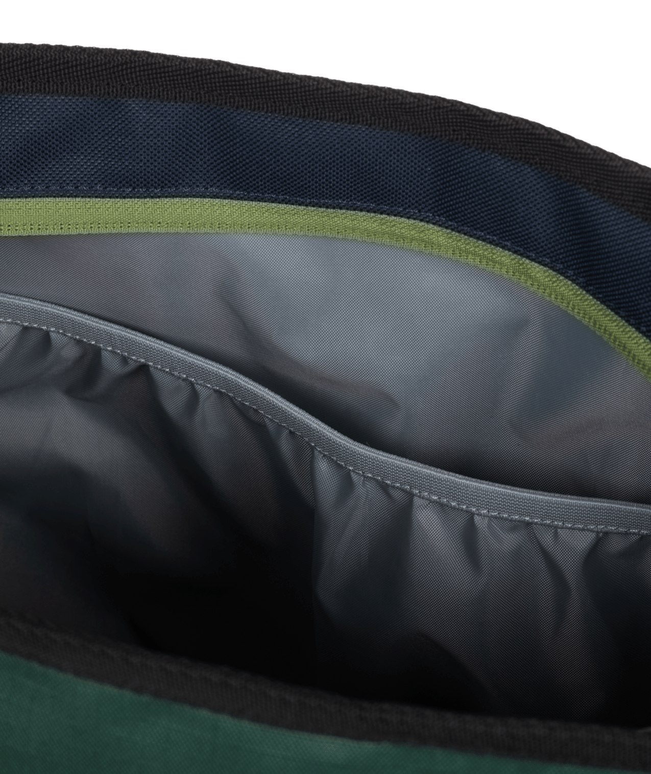 Commute Lite Surf Rugtas