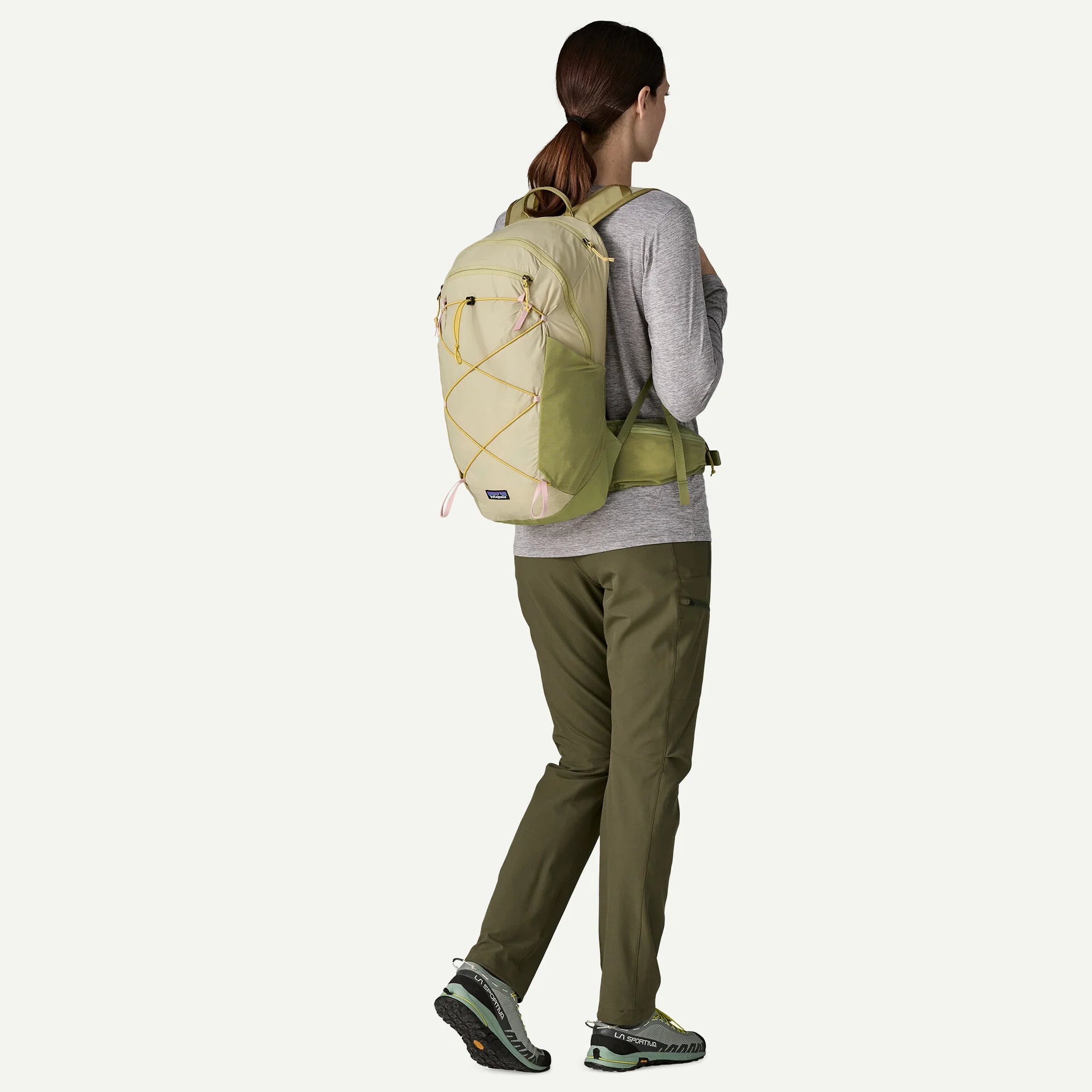 Terravia Tote Pack