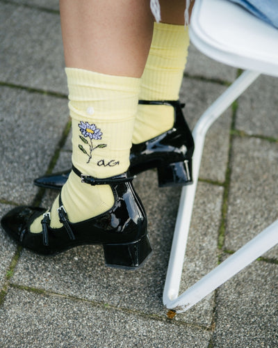 Athletic Icon Daisy Socks