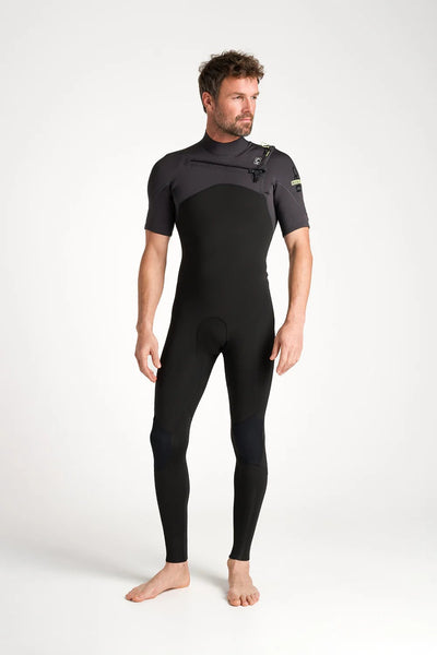 C-Skins NuWave Session Lite 2:2 Herren Chest Zip Short Sleeve Steamer
