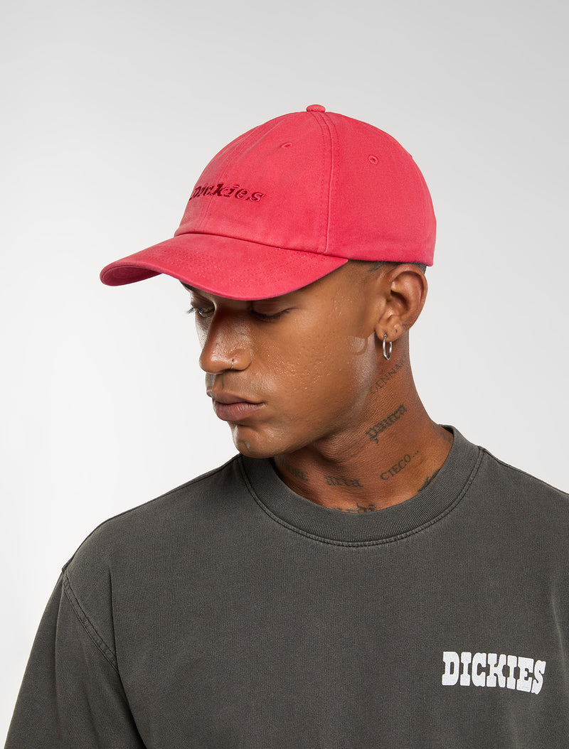 MIDDLEFIELD WASH DAD CAP GARNET