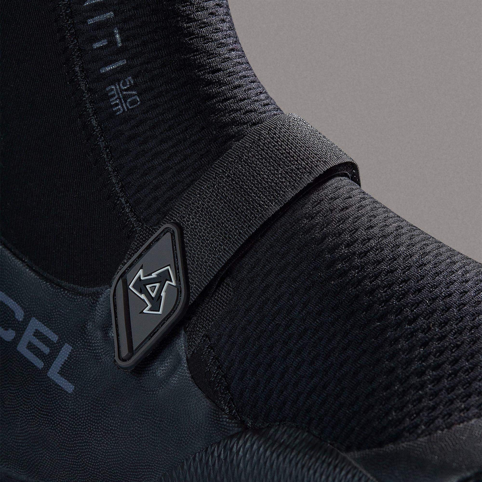 Xcel  - Infiniti 5mm - Split toe Boot